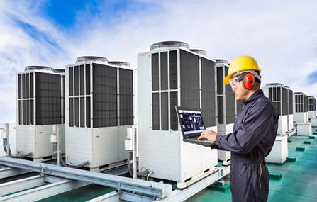 屋頂之上 電氣工程師、便攜計算與現代化工廠空調系統的協同維修